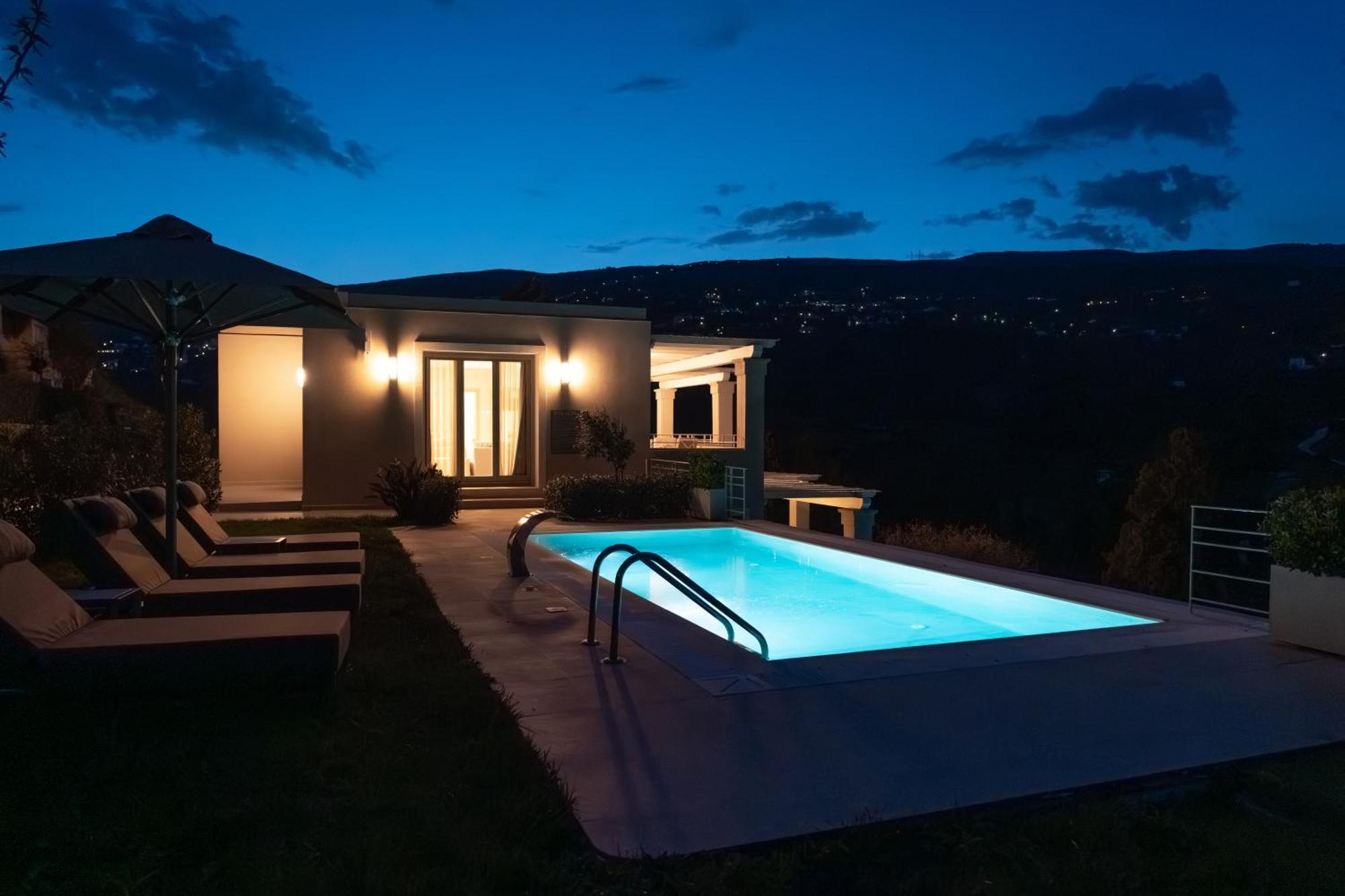 Suitehome Villas With Private Pools By Explore Andros Exterior photo